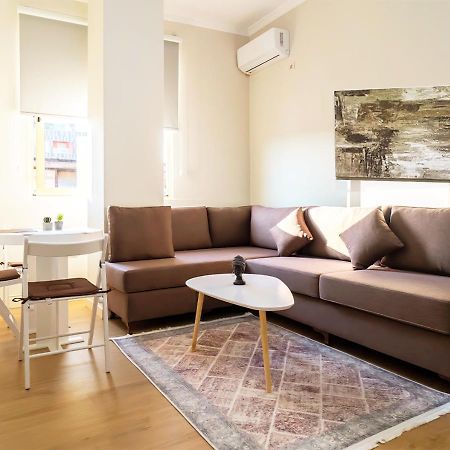 Home Inn Apartment 2 Near City Center 티라나 외부 사진
