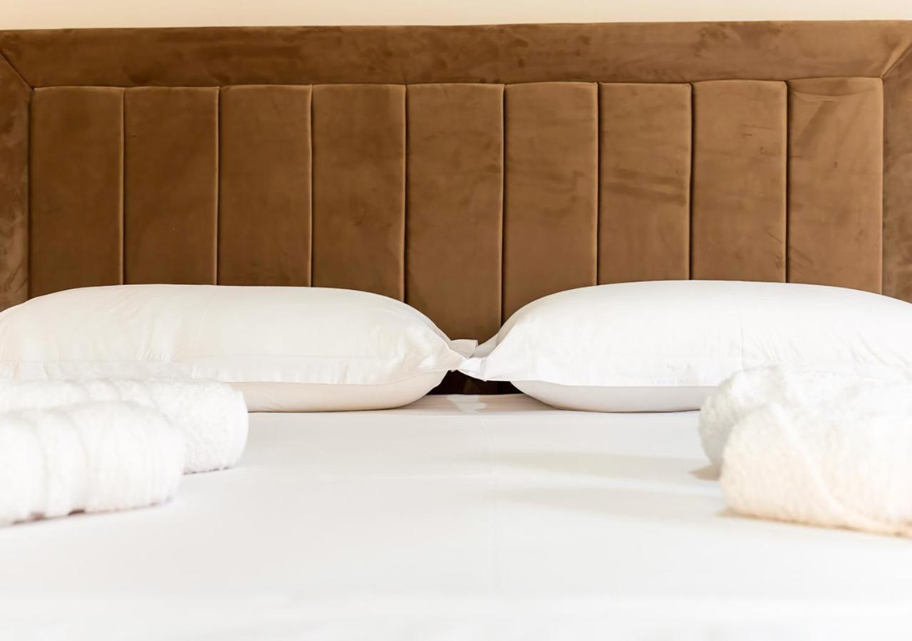 Home Inn Apartment 2 Near City Center 티라나 외부 사진