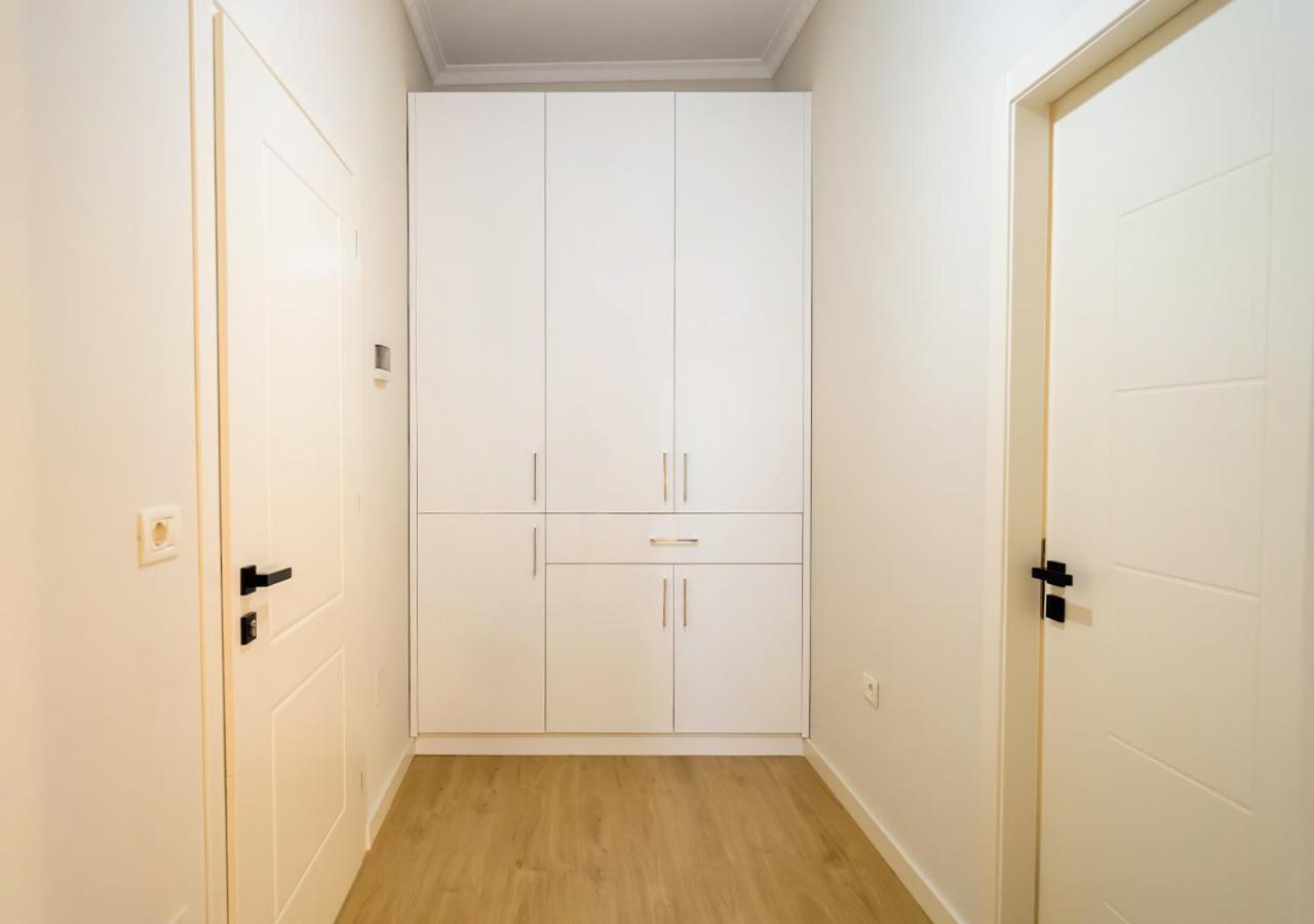 Home Inn Apartment 2 Near City Center 티라나 외부 사진