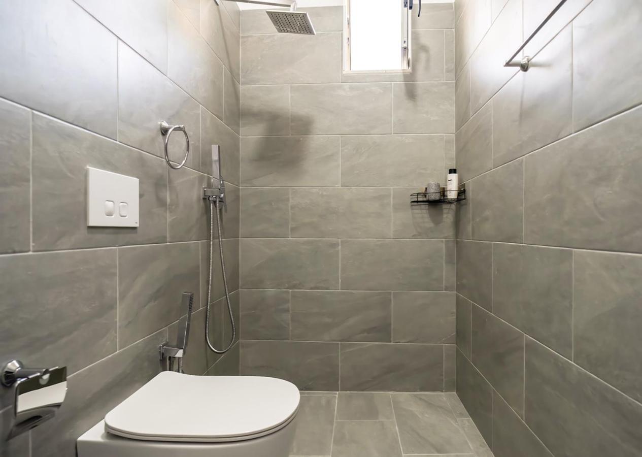 Home Inn Apartment 2 Near City Center 티라나 외부 사진